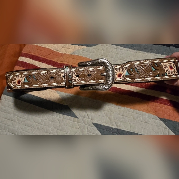 Ariat Brown and Tan Floral Belt - Picture 1 of 3